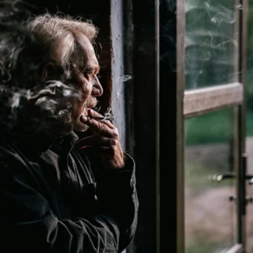 is cigarette smoke heavier than air Smoking and COPD: Should I Quit?