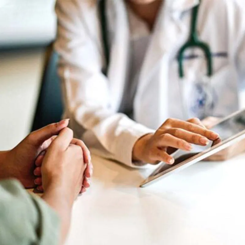 1-1-clinician-and-patient1
